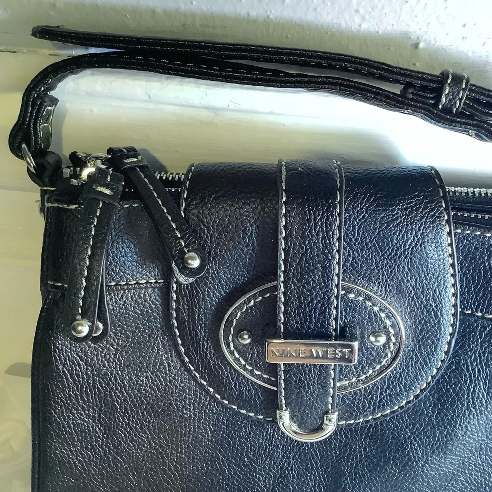 Nine West 3 Compartment Shoulder Bag Black Leopard print lined
